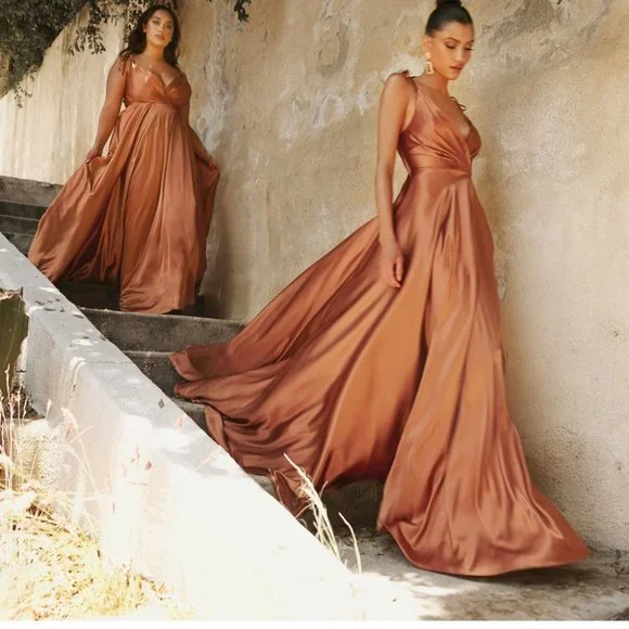 Cinderella Dresses Sienna Flowy Satin Aline Evening Party Prom